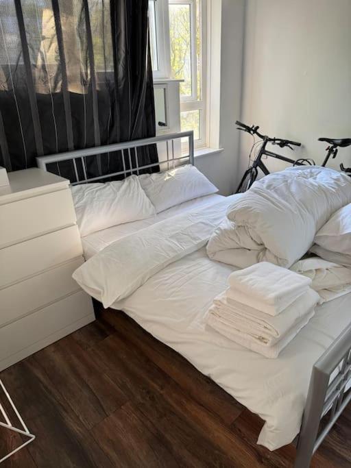 Modern 1 Bedroom Near Camden ロンドン エクステリア 写真